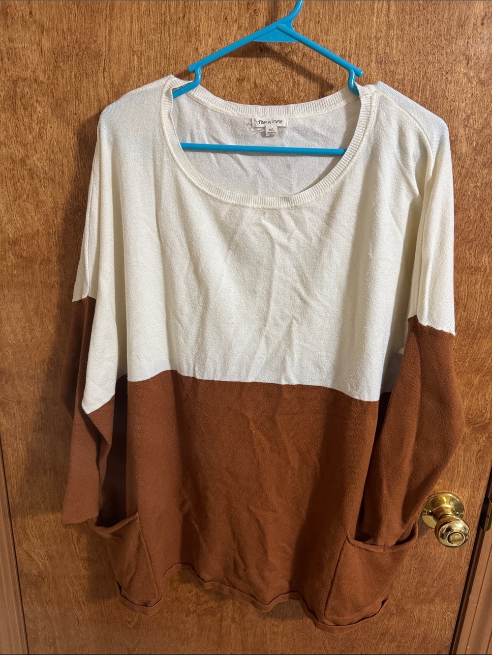 tea n rose Ivory Knit Pullover